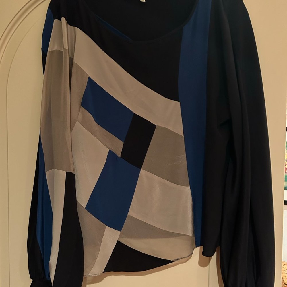 Robbi & Mikki Block Blue Grey Silk Blouse